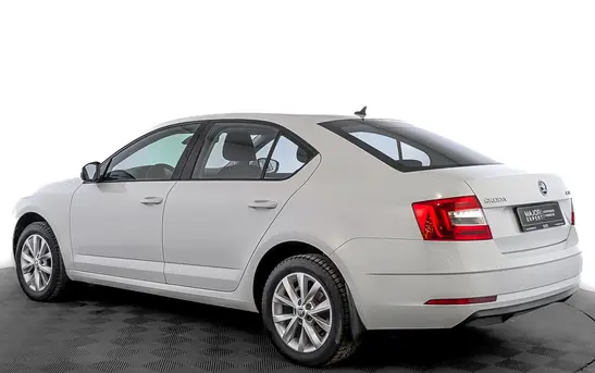 Skoda Octavia 1.60 автоматическая, фото №1