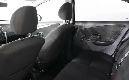 Nissan Almera 1.60 автоматическая, фото №1