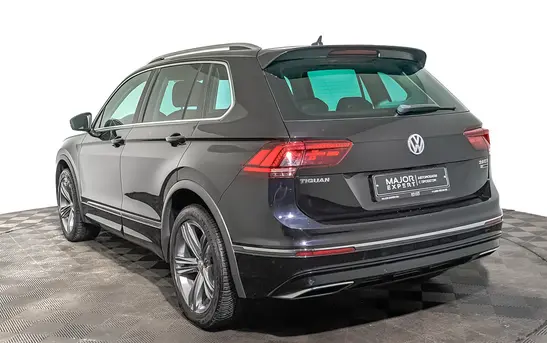 Volkswagen Tiguan 2.00 робот, фото №1