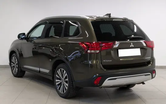 Mitsubishi Outlander 2.00 вариатор, фото №1