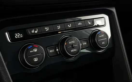Volkswagen Tiguan 1.40 робот, фото №1