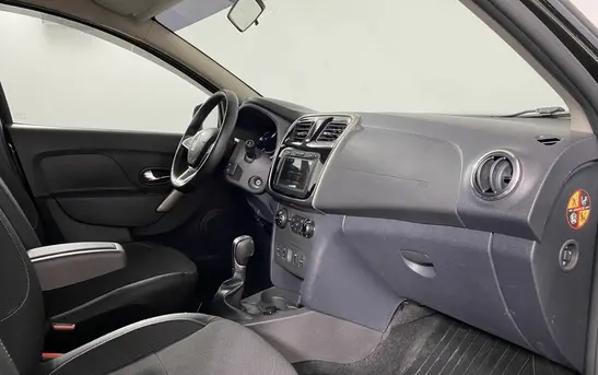 Renault Logan 1.60 Вариатор, фото №1