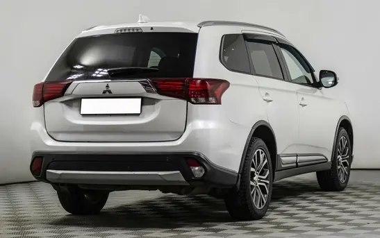 Mitsubishi Outlander 2.00 вариатор, фото №1