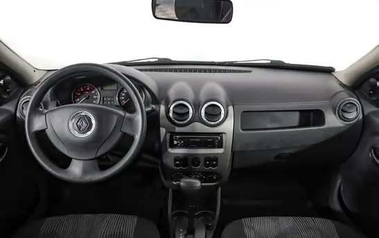 Renault Logan 1.60 Автоматическая, фото №1