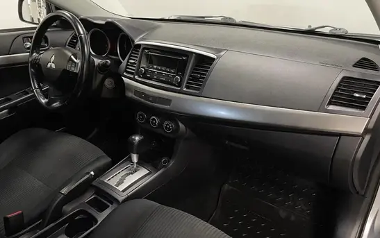 Mitsubishi Lancer 1.60 Автоматическая, фото №1