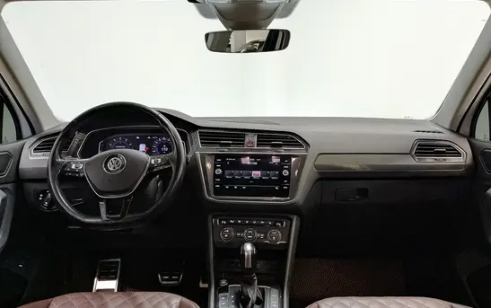 Volkswagen Tiguan 1.40 робот, фото №1