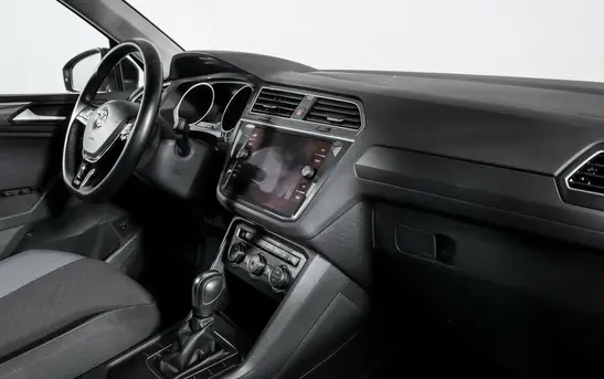 Volkswagen Tiguan 1.40 робот, фото №1