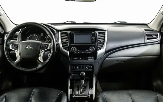 Mitsubishi L200 2.40 Автоматическая, фото №1