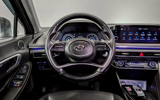 Hyundai Sonata 2.50 Автоматическая, фото №1