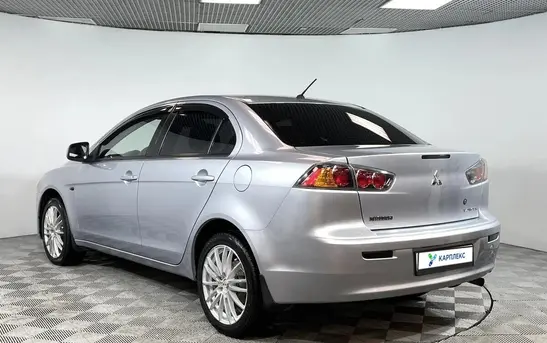 Mitsubishi Lancer 1.60 Автоматическая, фото №1