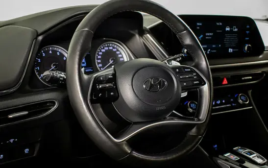 Hyundai Sonata 2.00 автоматическая, фото №1