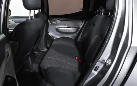 Mitsubishi L200 2.40 Механика, фото №1