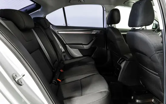 Skoda Octavia 1.60 механика, фото №1
