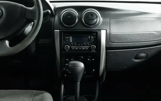Nissan Almera 1.60 Автоматическая, фото №1