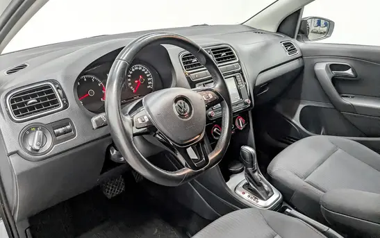 Volkswagen Polo 1.60 автоматическая, фото №1