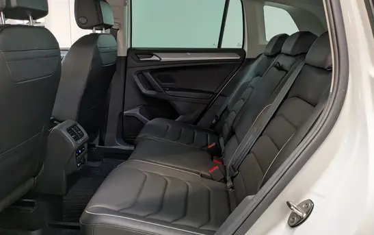 Volkswagen Tiguan 2.00 робот, фото №1