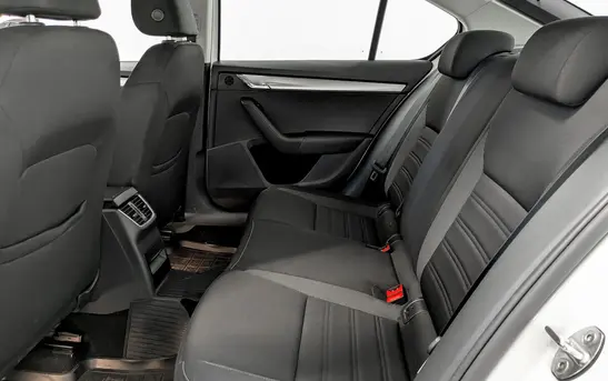 Skoda Octavia 1.60 автоматическая, фото №1