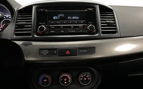 Mitsubishi Lancer 1.80 Механика, фото №1