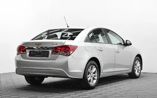 Chevrolet Cruze 1.80 Автоматическая, фото №1