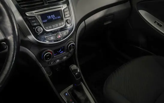 Hyundai Solaris 1.60 автоматическая, фото №1