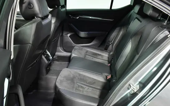 Skoda Octavia 1.40 автоматическая, фото №1