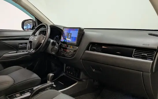 Mitsubishi Outlander 2.00 вариатор, фото №1