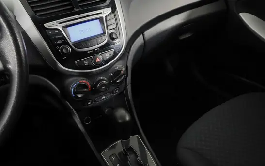 Hyundai Solaris 1.60 автоматическая, фото №1