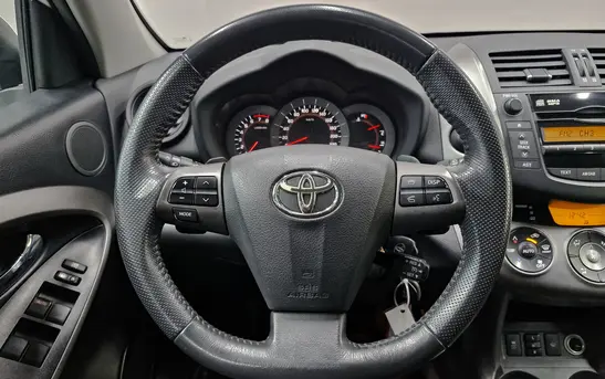 Toyota RAV4 2.00 вариатор, фото №1
