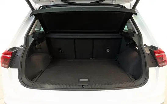 Volkswagen Tiguan 2.00 робот, фото №1