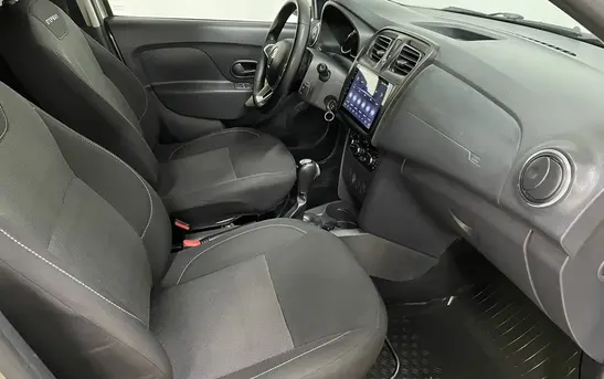 Renault Logan 1.60 автоматическая, фото №1