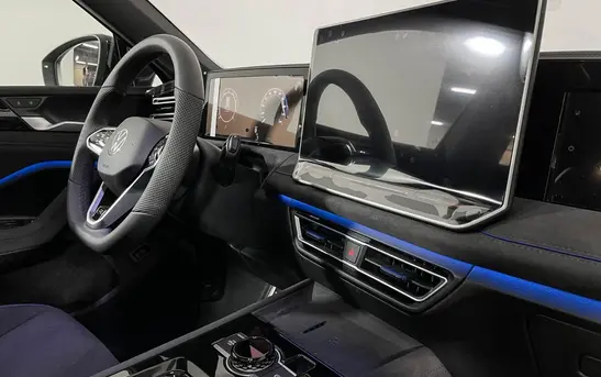 Volkswagen Tiguan 2.00 робот, фото №1