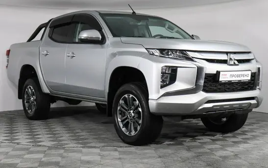 Mitsubishi L200 2.40 Механика, фото №1