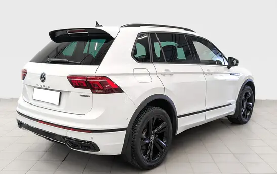 Volkswagen Tiguan 2.00 робот, фото №1