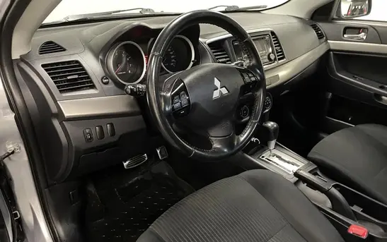 Mitsubishi Lancer 1.60 Автоматическая, фото №1