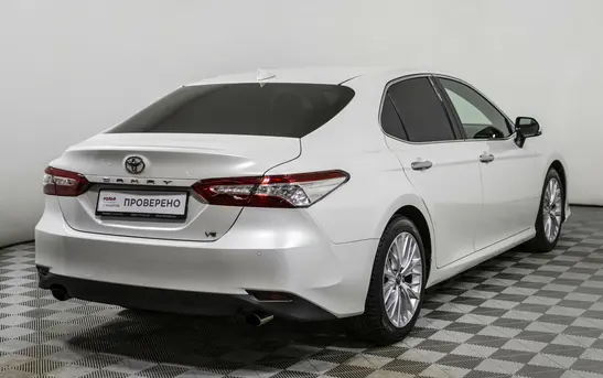 Toyota Camry 3.50 автоматическая, фото №1