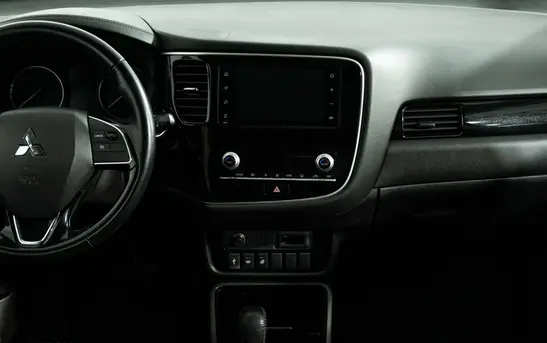 Mitsubishi Outlander 2.00 вариатор, фото №1