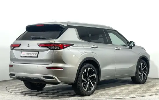 Mitsubishi Outlander 2.50 Вариатор, фото №1