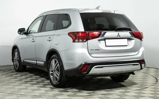 Mitsubishi Outlander 2.00 вариатор, фото №1