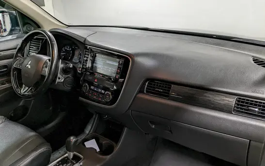 Mitsubishi Outlander 3.00 автоматическая, фото №1