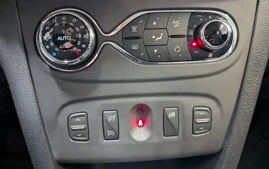 Renault Sandero 1.60 механика, фото №1