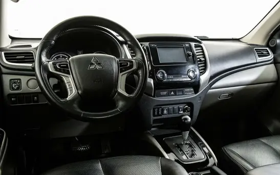 Mitsubishi L200 2.40 Автоматическая, фото №1