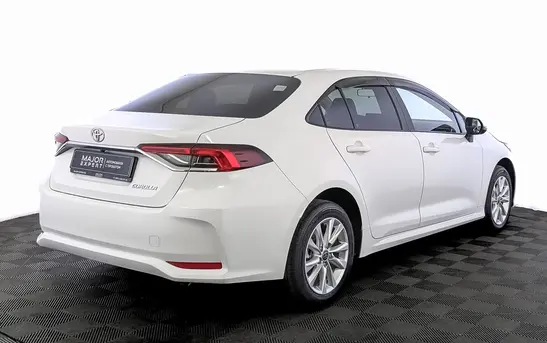 Toyota Corolla 1.20 Вариатор, фото №1