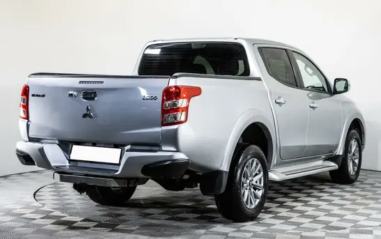 Mitsubishi L200 2.40 Автоматическая, фото №1