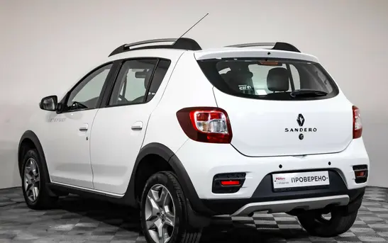 Renault Sandero 1.60 Автоматическая, фото №1