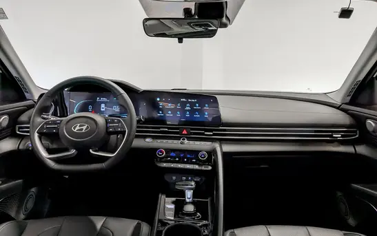 Hyundai Elantra 1.50 Вариатор, фото №1