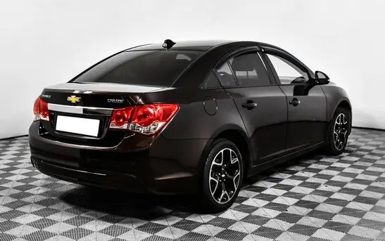 Chevrolet Cruze 1.80 Автоматическая, фото №1