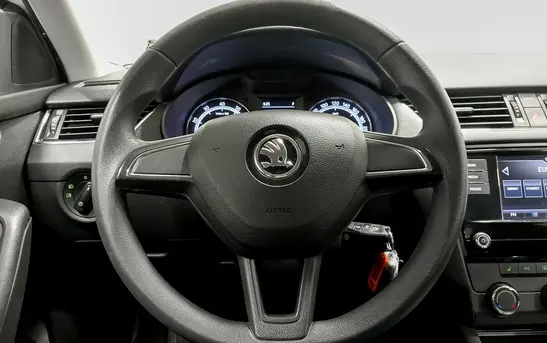 Skoda Octavia 1.60 автоматическая, фото №1