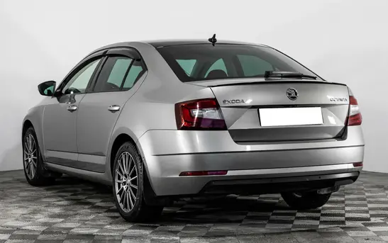 Skoda Octavia 1.80 робот, фото №1