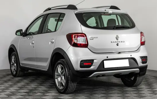 Renault Sandero 1.60 Автоматическая, фото №1