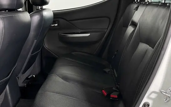 Mitsubishi L200 2.40 Автоматическая, фото №1